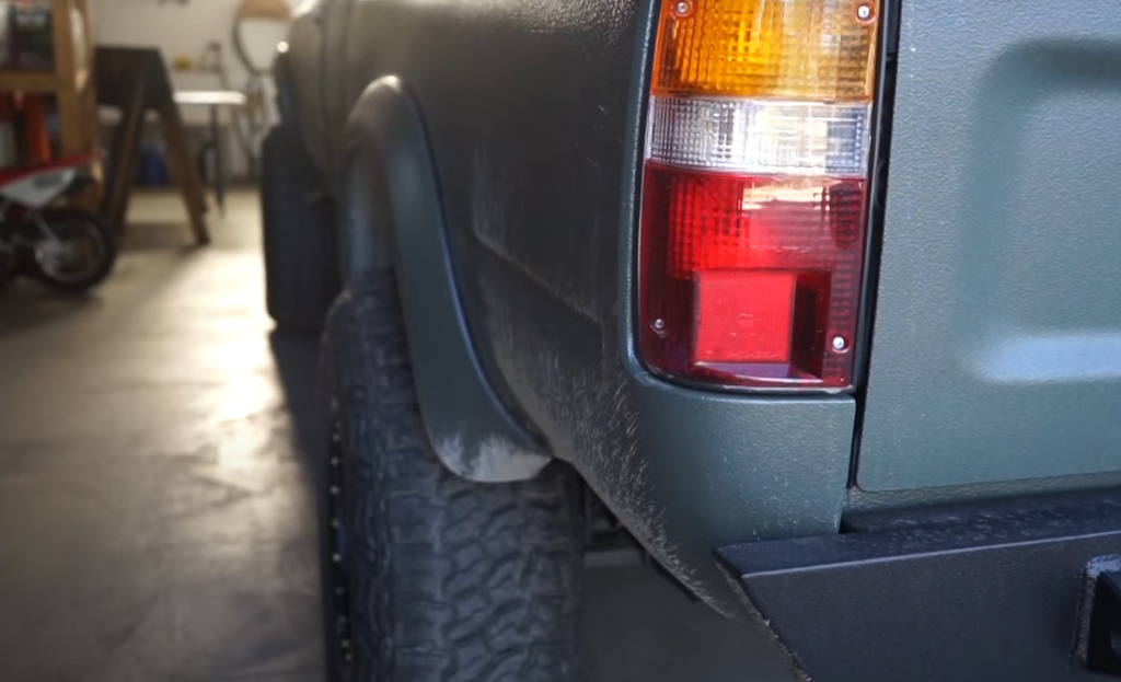 How long does a 3.4 L V6 Toyota engine last?