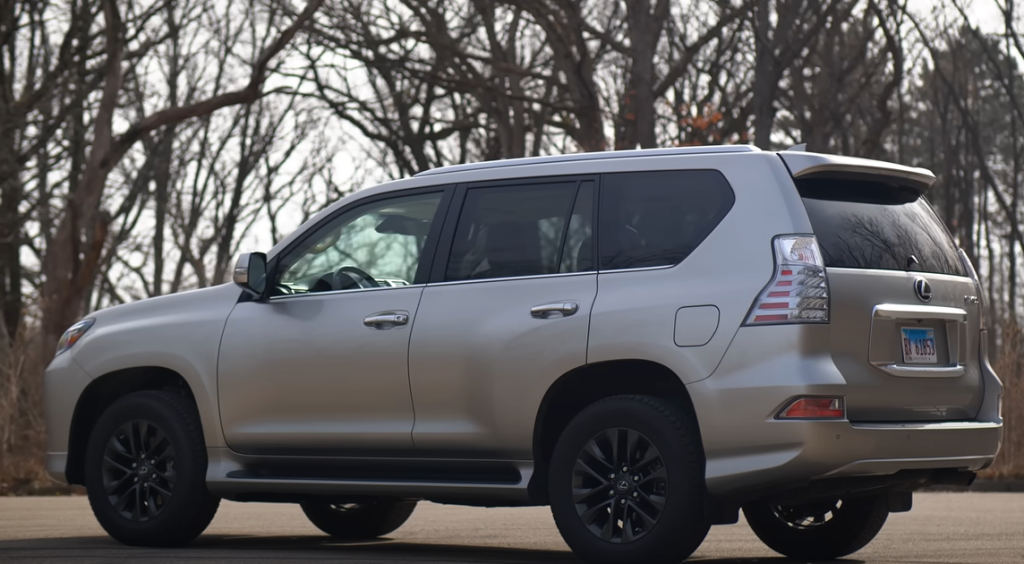 Toyota Sequoia Vs. Lexus GX 460