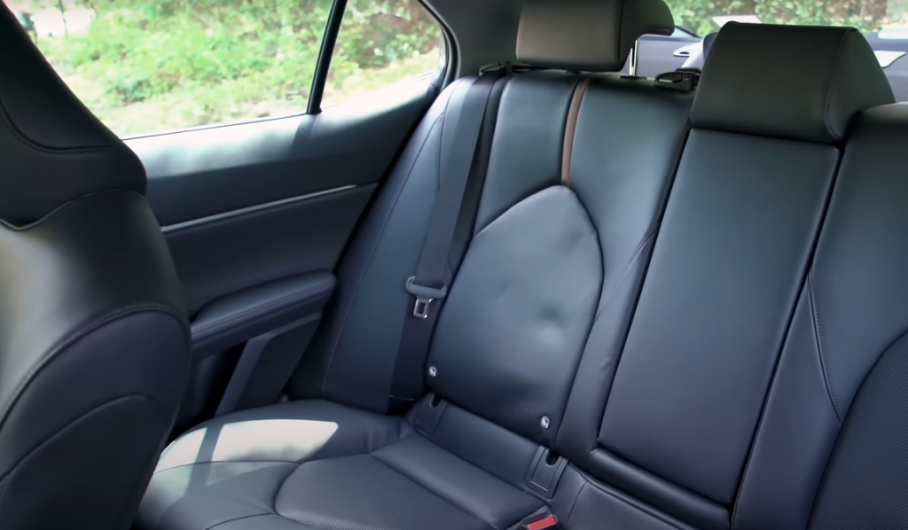 How to clean a car properly?
