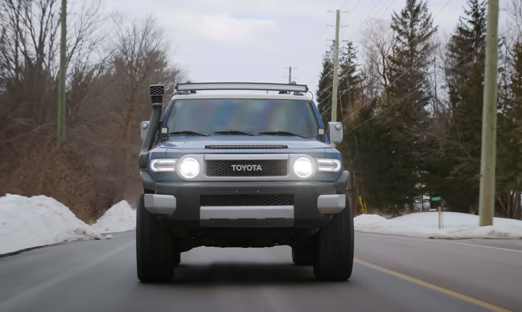 Similarities Between the Toyota FJ Cruiser and Toyota 4Runner