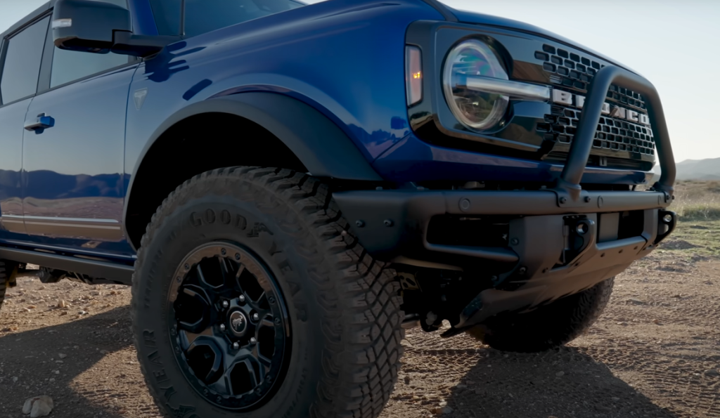 Toyota FJ Cruiser vs. Ford Bronco