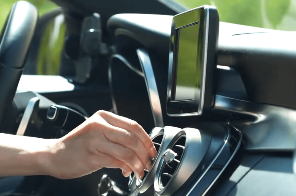 Identifying Common Symptoms of Low Refrigerant