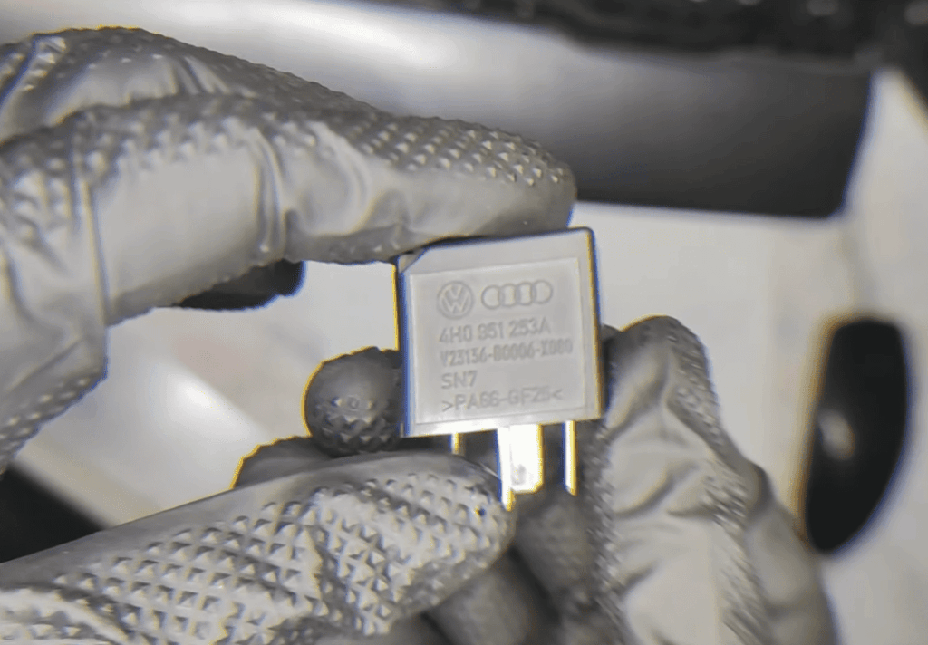 VW U112100: Maintaining Your Vehicle's Databus Integrity