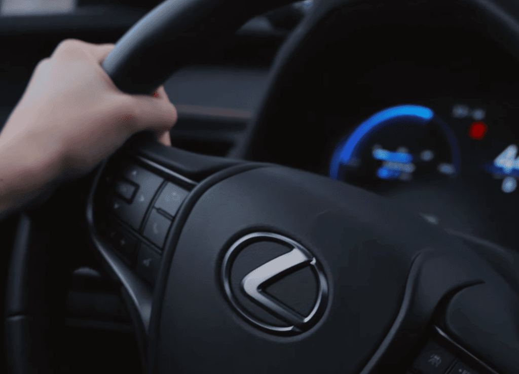 Tips for Securing the Best Deal on a Lexus